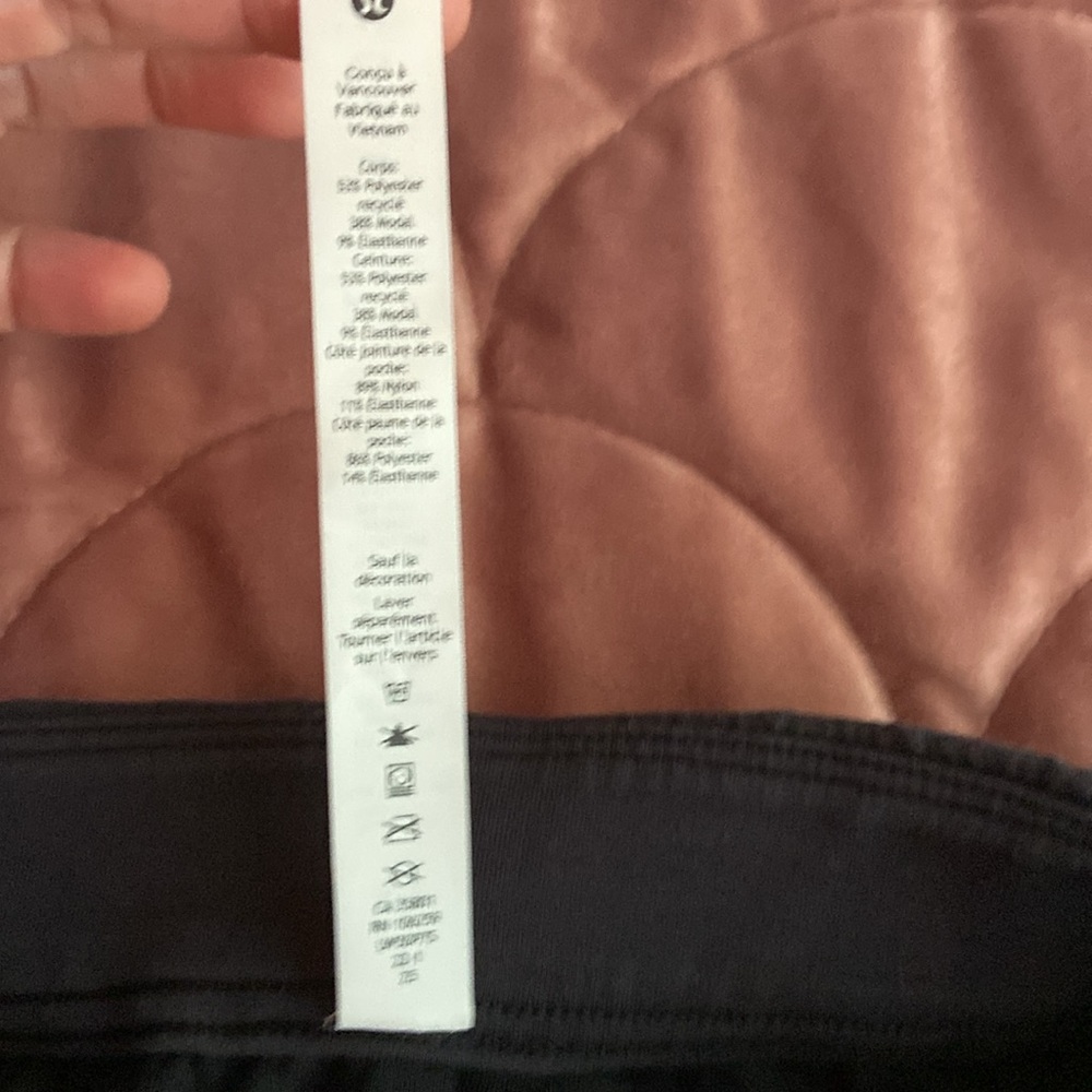 Lululemon Athletica Black Softstream Joggers - Picture 3 of 6